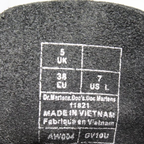 Doc Martens Womens Size 7 Air Wair Combat Boots Black Leather Beaded Laces 11821 - Picture 13 of 13